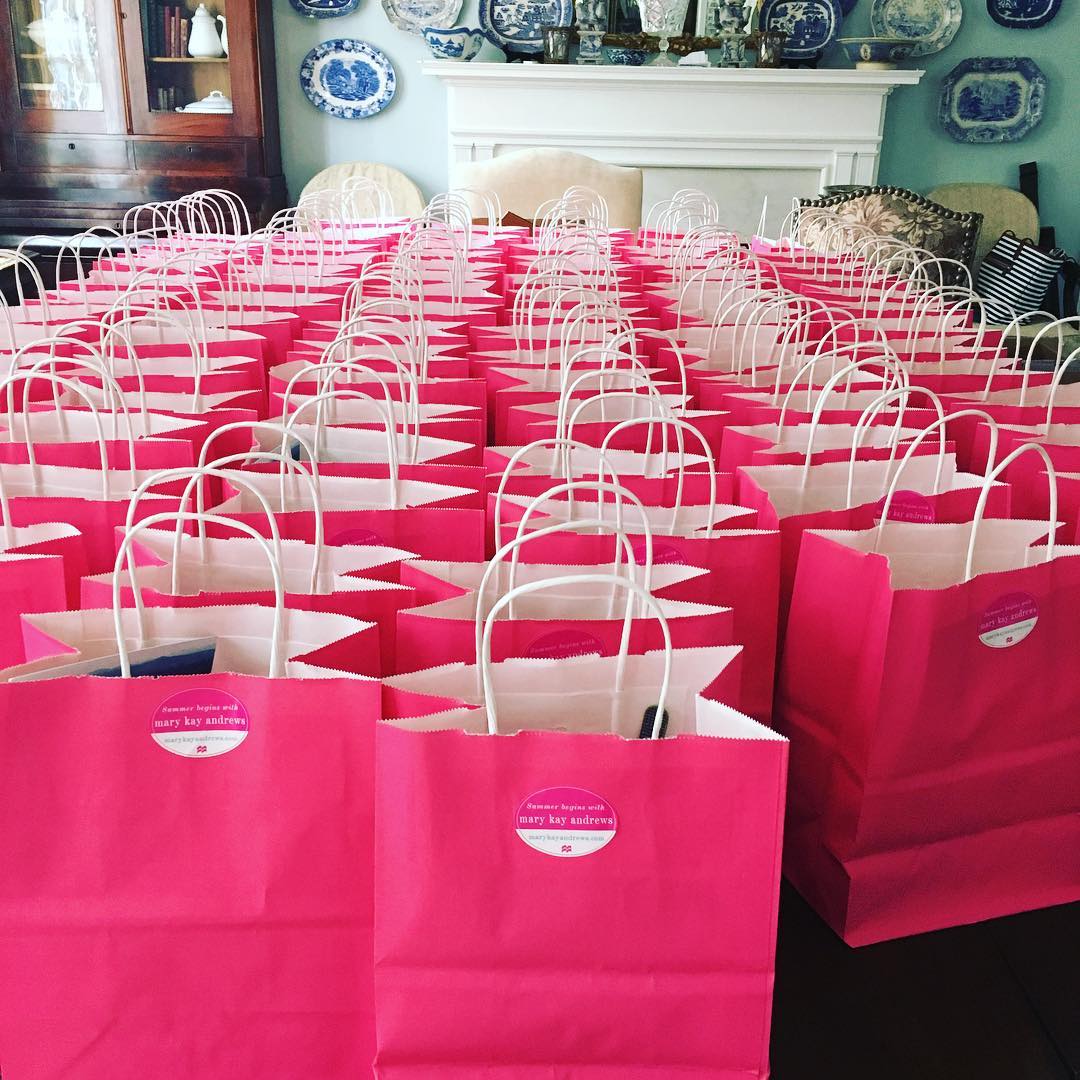 My dining room is now officially the war room for MKA global industries and Operation Book Launch: THE WEEKENDERS. Click thru profile to order tix from @foxtale_book_shoppe